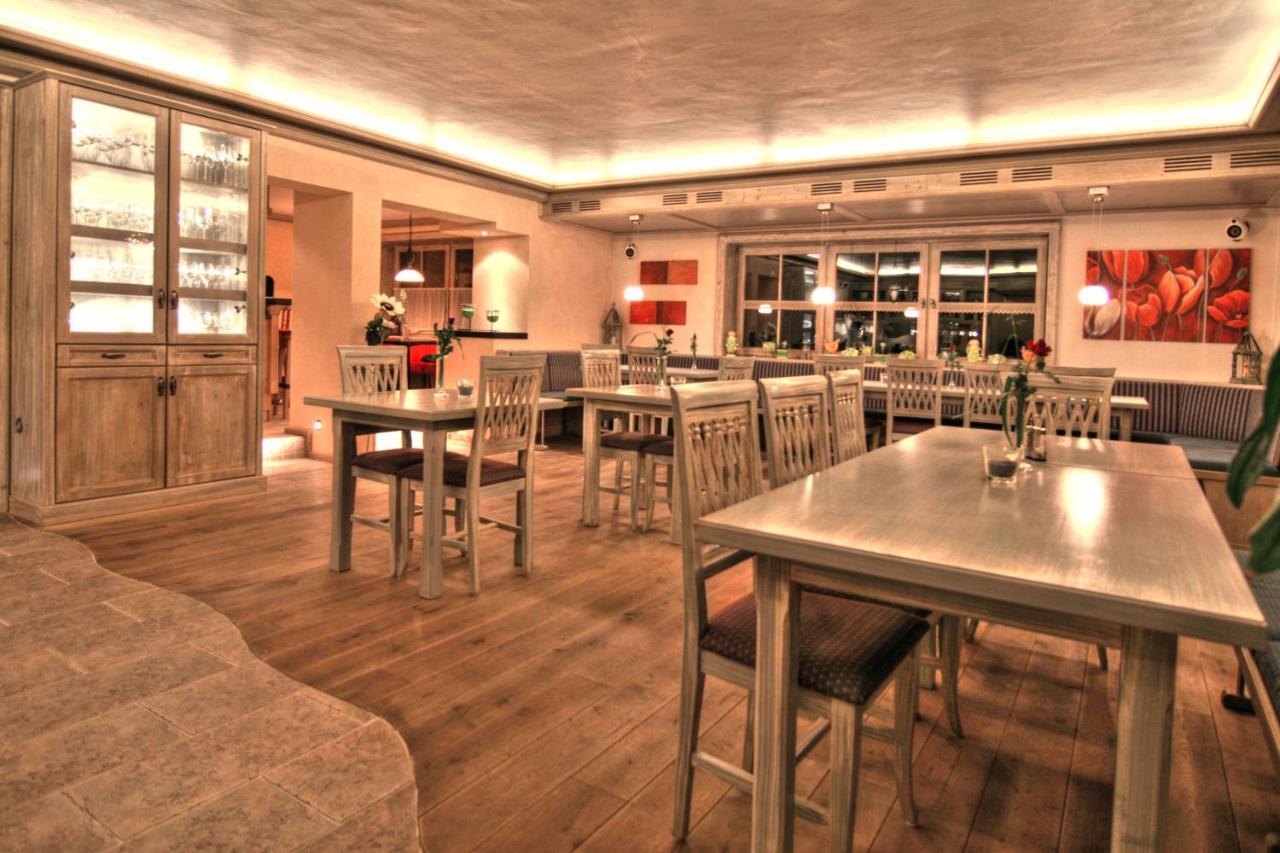 Hotel Anneliese บาดฮินเดลัง ภายนอก รูปภาพ