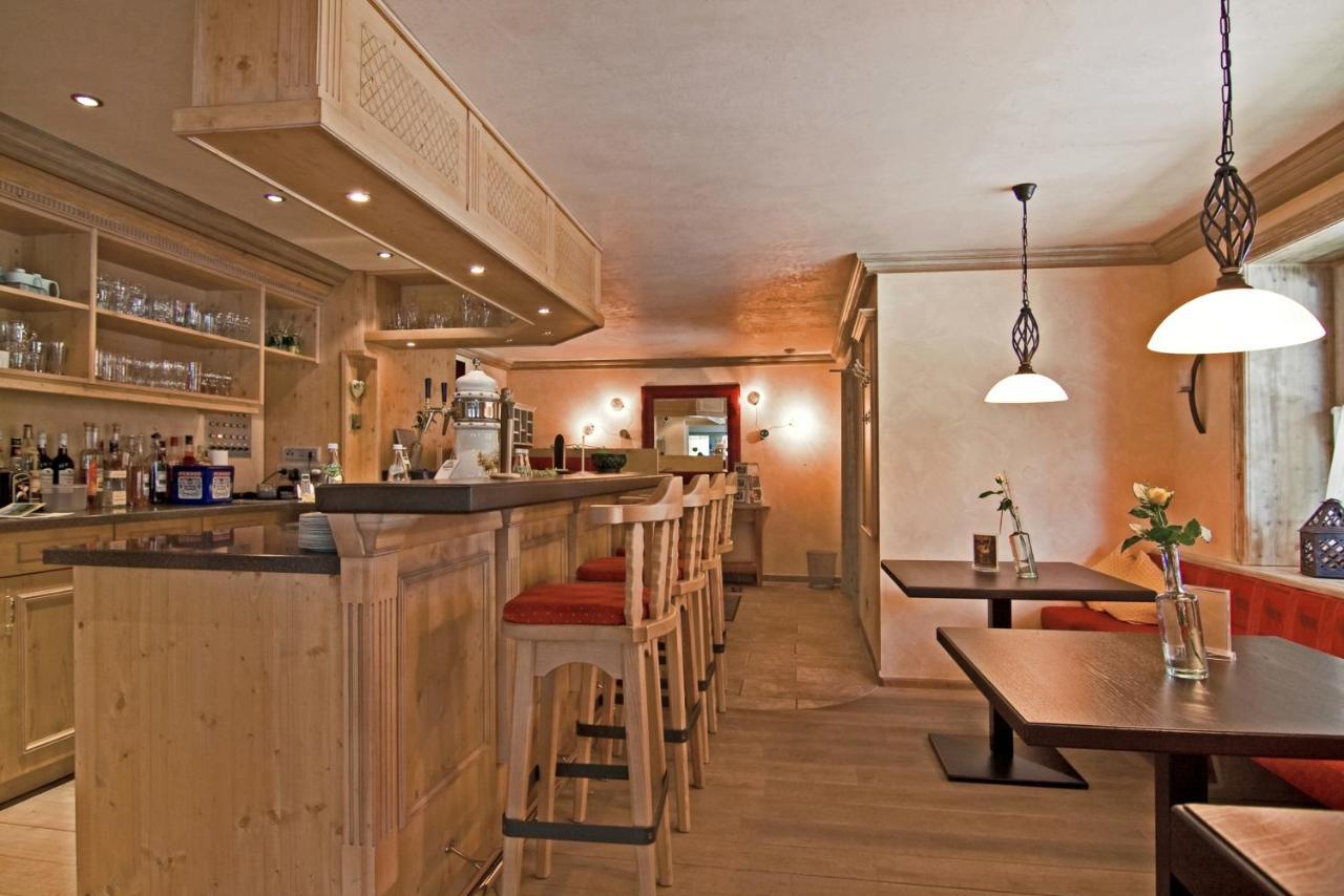 Hotel Anneliese บาดฮินเดลัง ภายนอก รูปภาพ