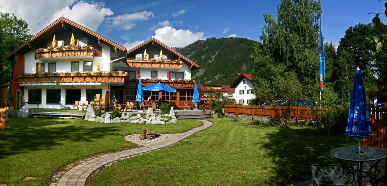 Hotel Anneliese บาดฮินเดลัง ภายนอก รูปภาพ