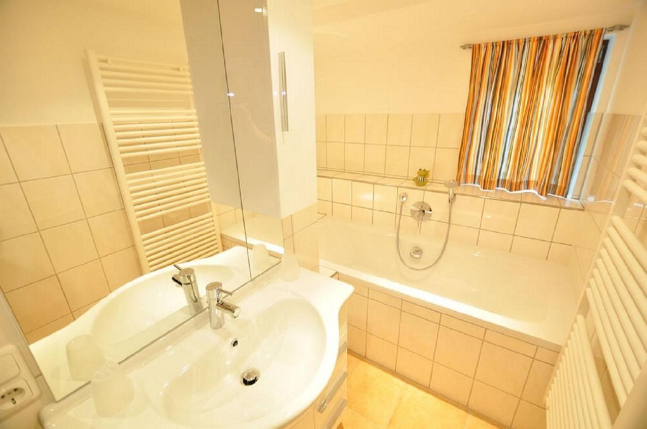 Hotel Anneliese บาดฮินเดลัง ภายนอก รูปภาพ