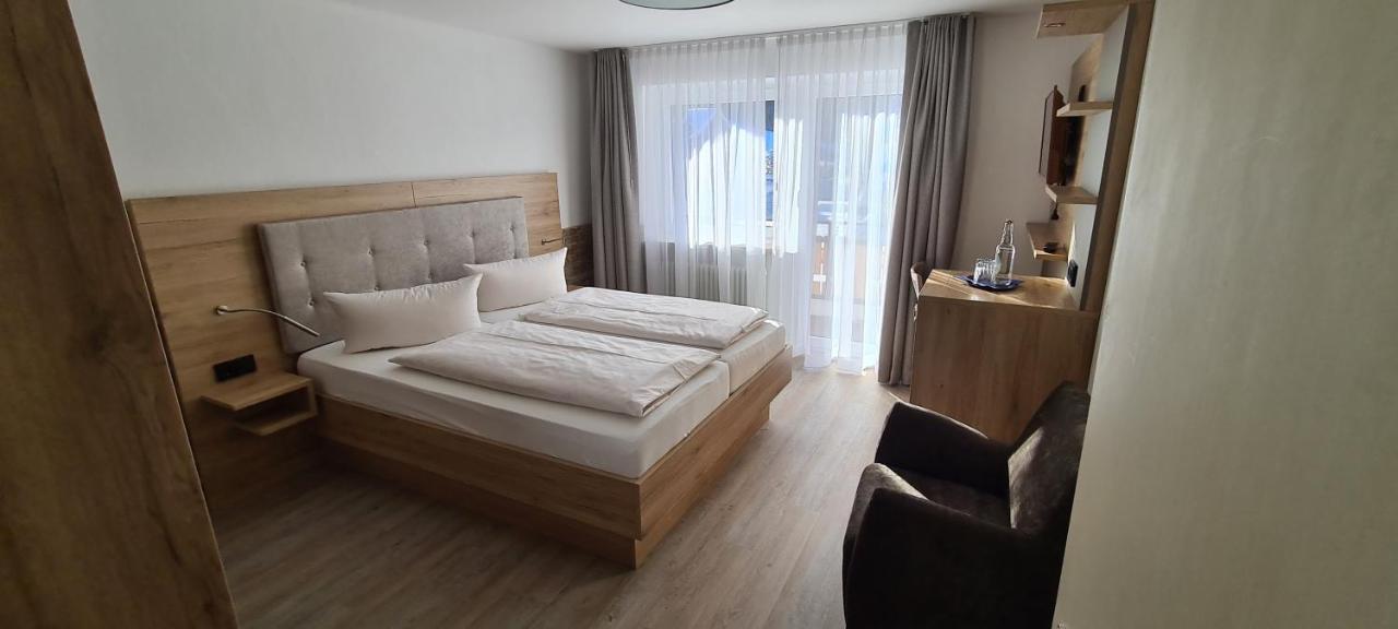 Hotel Anneliese บาดฮินเดลัง ภายนอก รูปภาพ