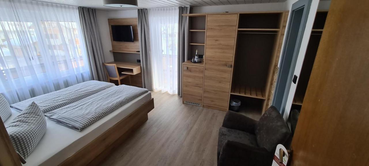 Hotel Anneliese บาดฮินเดลัง ภายนอก รูปภาพ
