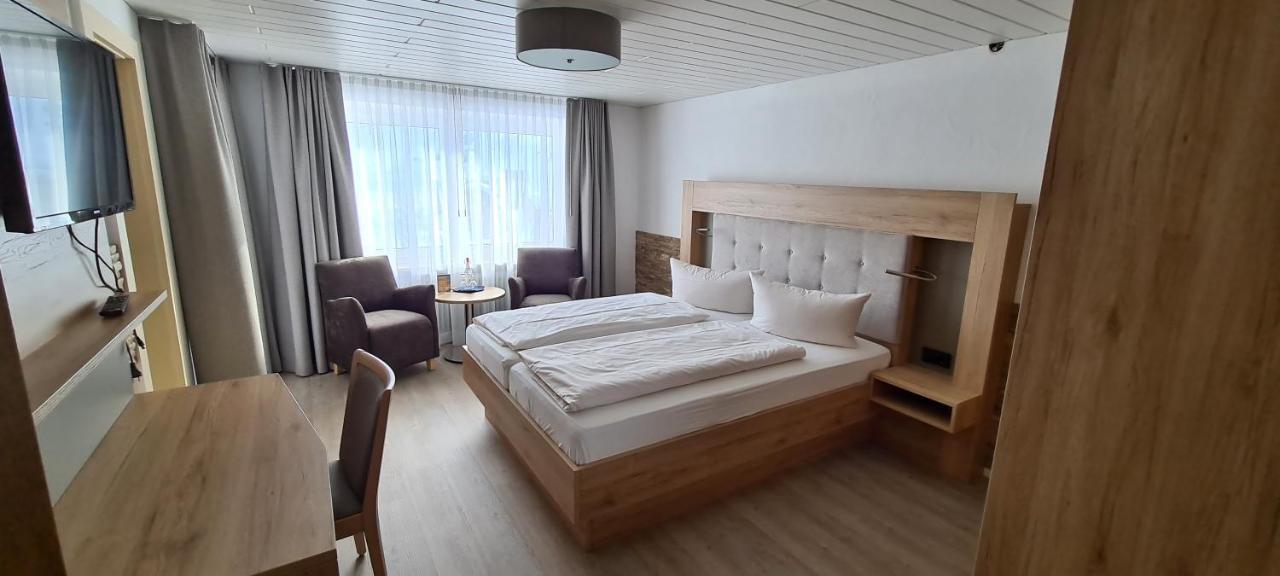 Hotel Anneliese บาดฮินเดลัง ภายนอก รูปภาพ